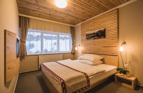 Vysoke Tatry Hotel | Horsky Hotel Sliezsky Dom