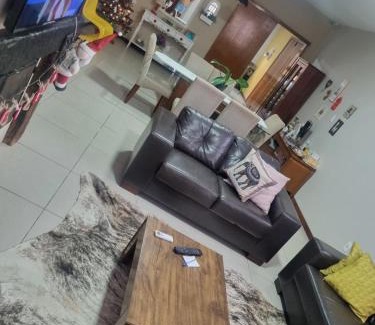 Centro Casa | Hospedagem Sil e Jean quarto família, cozinha compartilhada com outros hóspedes