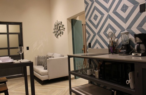 Centro Apartamento | Hospedaje en Guadalajara,Finca De Domingo Loft 1, A/C, Zona Centro, La Americana