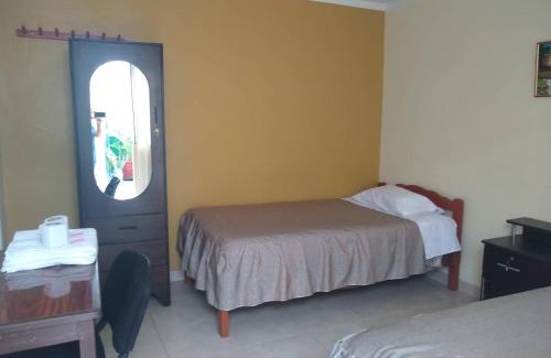 Camana Casa | Hospedaje Golden Inn