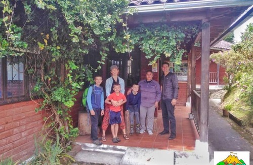 Banos de Agua Santa Casa | Hospedaje Pondoa - Baños de Agua