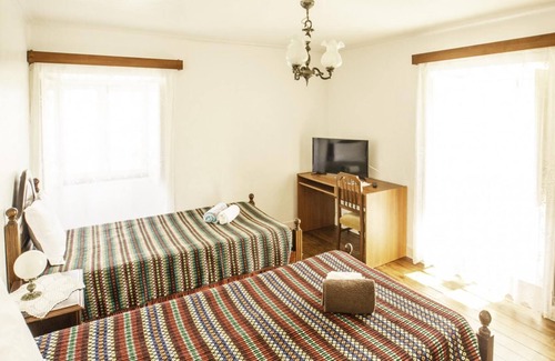 Praia da Vitoria Casa | Hospedaria Casa D Av Quarto 3 - Twin
