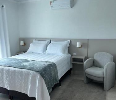 Treze Tilias Casa | Hospedaria da Vó Sandra