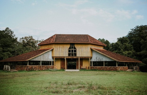 Canela Cabaña | Hospedaria em Meio a Natureza. Conforto e Tranquilidade Exclusivo