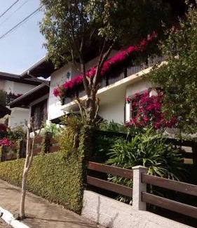 Treze Tilias Casa | Hospedaria Gãstehaus Enzian