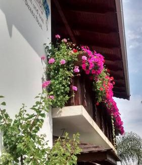 Treze Tilias Casa | Hospedaria Gãstehaus Enzian