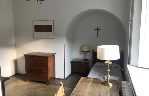 San Lorenzo de El Escorial Casa | Hospedería Santa Cruz