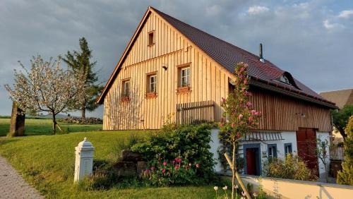 Bertsdorf Apartamento | Hossies Hof - Luxus Ferienhaus Scheune
