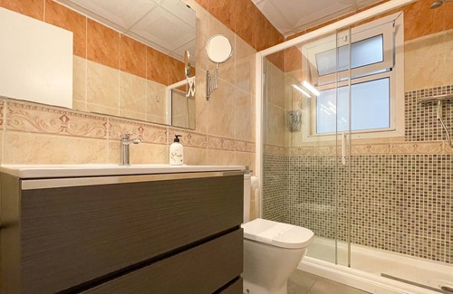 El Port Apartamento | @Hostourist Bcn Fira GranVia Plaza Europa Justicia