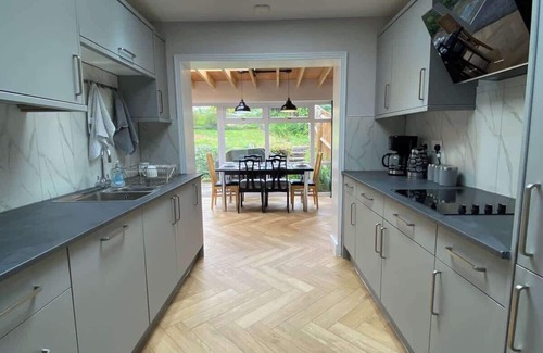 Northampton Casa | Host & Stay | Bankside House