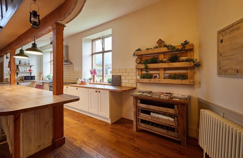 Hallington Casa | Host & Stay | Birdhope Craig Church