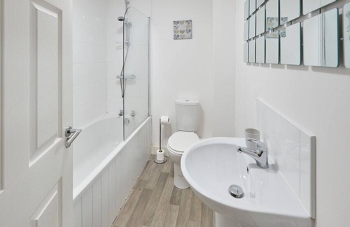 Skinningrove Apartamento | Host & Stay | Cove Hideaway