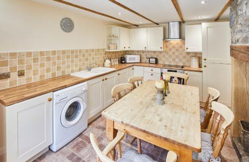 Berwick-upon-Tweed Casa | Host & Stay - Eden Cottage