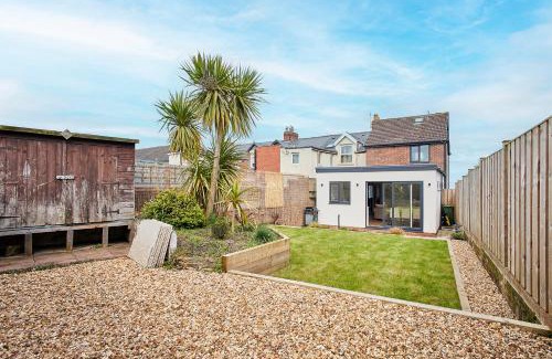 Sunderland Casa | Host & Stay - Emilyn House