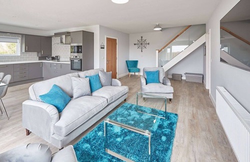 Brotton Casa | Host & Stay | Badgers Cottage