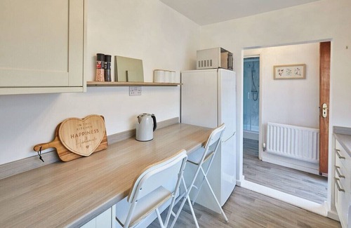 Skinningrove Casa | Host & Stay | The Railway Cottage