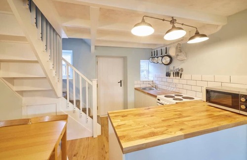 Hinderwell Casa | Host & Stay | Honey Cottage