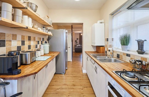 Skelton-in-Cleveland Casa | Host & Stay | Salt Rock Retreat