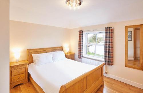 Muston Casa | Host & Stay - Holmedene