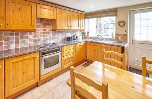 Saltburn-by-the-Sea Casa | Host & Stay | Honeysuckle Cottage