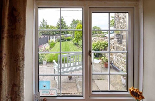 Saltburn-by-the-Sea Casa | Host & Stay | Honeysuckle Cottage