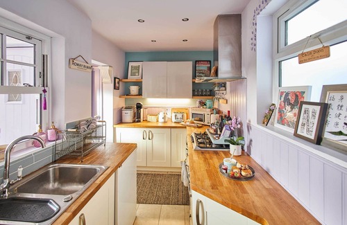 Morpeth Casa | Host & Stay | Lilac Cottage