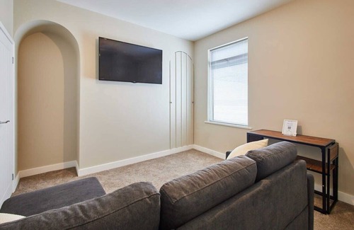 Stockton-on-Tees Casa | Host & Stay | Norton House