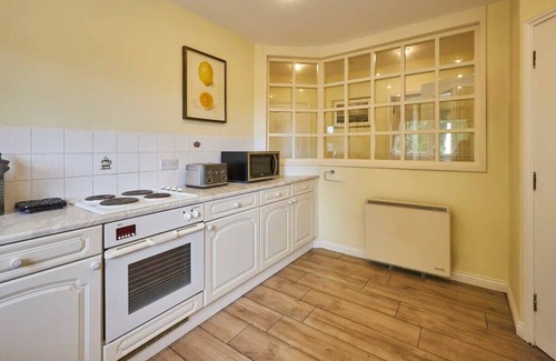 Belford Casa | Host & Stay | Sandpipers