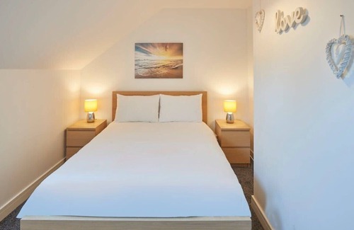 Skinningrove Apartamento | Host & Stay | Sea Breeze