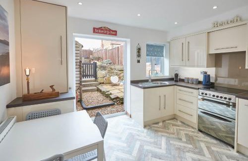 Marske-by-the-Sea Casa | Host & Stay - The Cottage, Marske