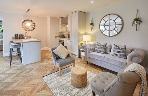 Whitby Apartamento | Host & Stay | The Hampton at Prospect Hill Apartments