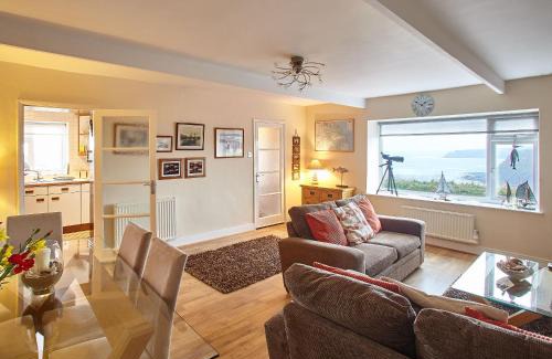 Hinderwell Apartamento | Host & Stay - View Point Apartment