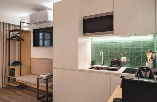 Santa Marinha Casa | Host Wise - 5 Fervença Boutique Palace Flats