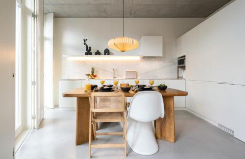 Uniao de Freguesias do Centro Apartamento | Host Wise - Luxurious Private Flats - Balcony