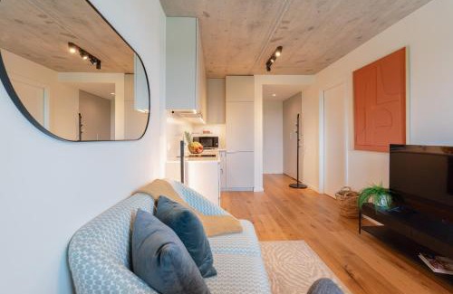 Leca da Palmeira Apartamento | Host Wise - Seaside Bright Flat w Balcony