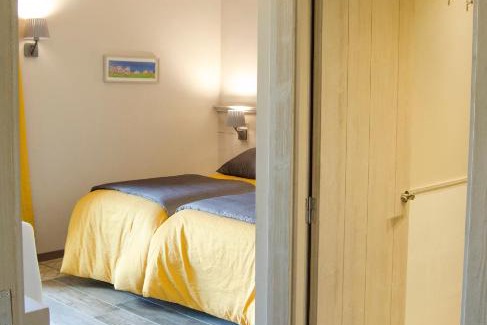 Gironella Casa | Hostal 1888