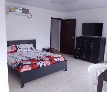 Florencia Casa | Hostal Apartamentos Delgado