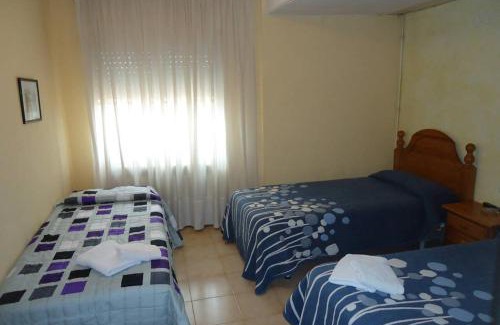 Saus Casa | Hostal Avi Pep