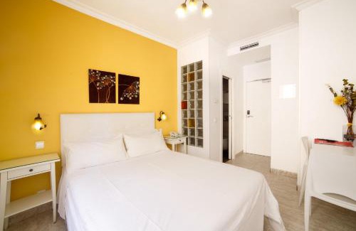 Golden Triangle of Art Casa | Hostal Barrera
