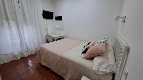 Old Town of Avila Casa | Hostal Bellas