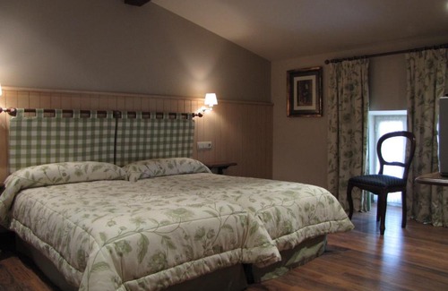 Aoiz Casa | Hostal Beti-jai
