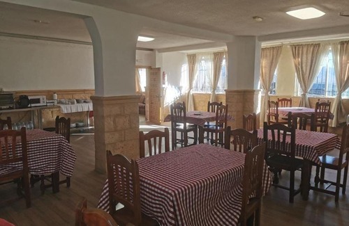 La Serna del Monte Cama Y Desayuno | Hostal Buitrago