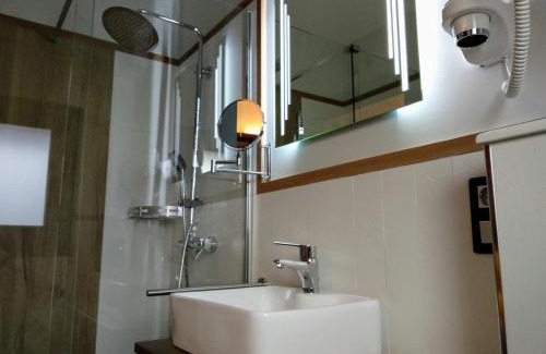 Hospital de Orbigo Casa | Hostal Canton Plaza