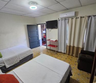 Santa Ana Casa | hostal casa 25