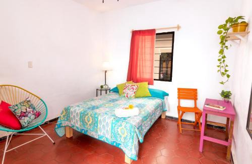 Americana Casa | Hostal Casa Colores Adults Only