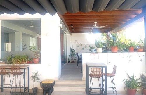 Los Escullos Casa | HOSTAL CASA EMILIO