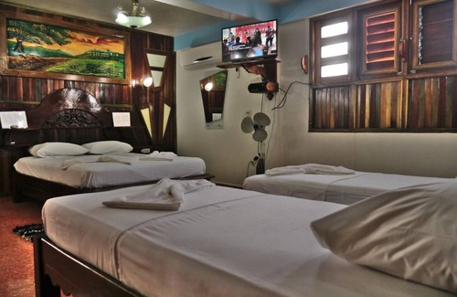 Baracoa Casa | Hostal Casa Nilson (Hostal La Madera) BARACOA