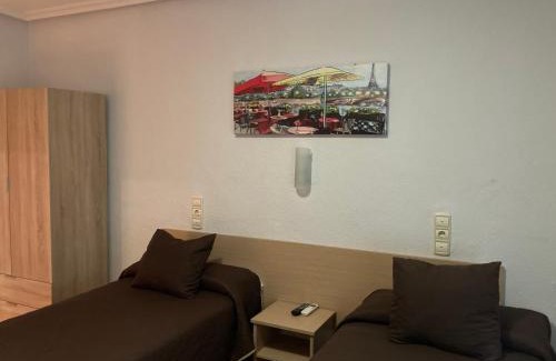 Oeste Casa | Hostal Conde David