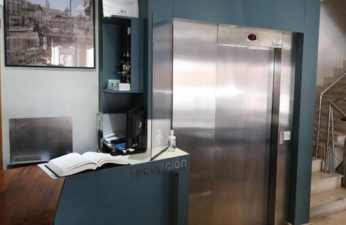 Burgos Casa | Hostal Cuéntame Evolución Auto Check in