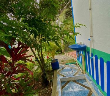 Capurgana Casa | HOSTAL EL DESCANSO